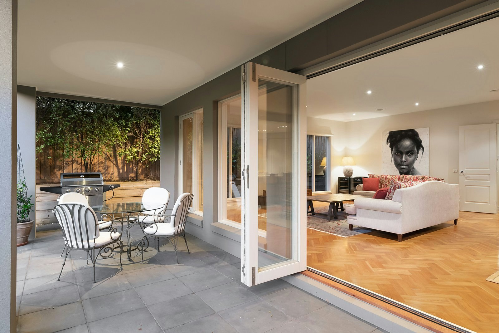 29 Hopetoun Avenue, Canterbury, VIC