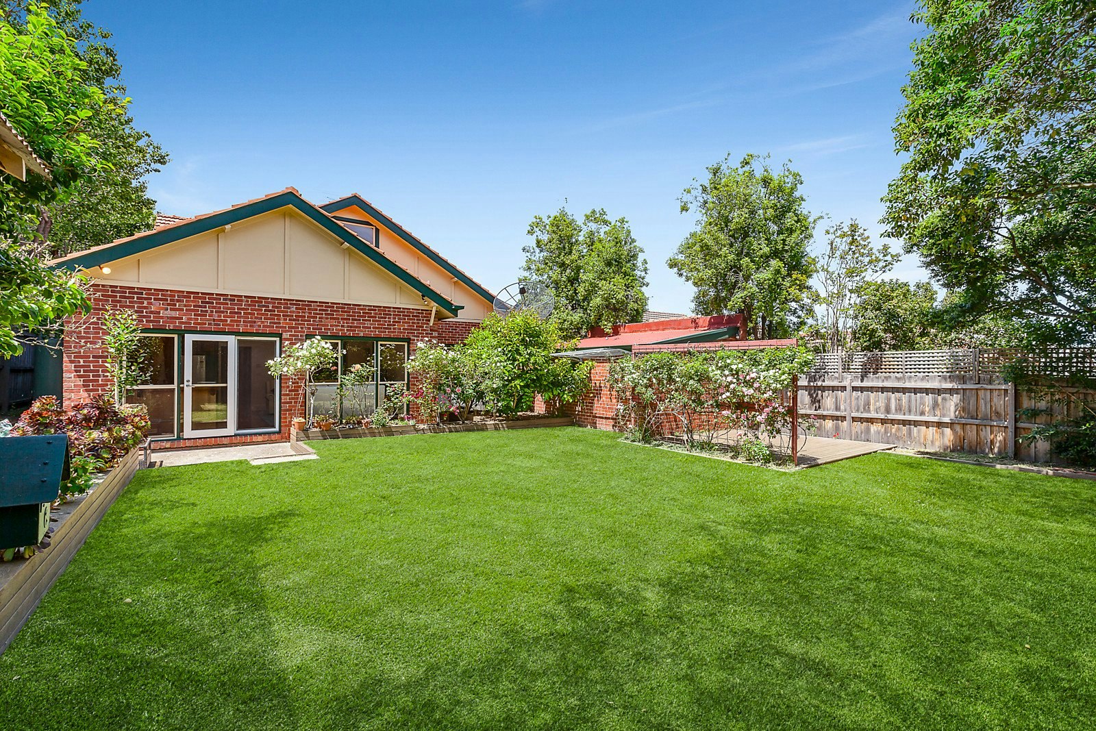 6 Hassett Avenue, Canterbury, VIC