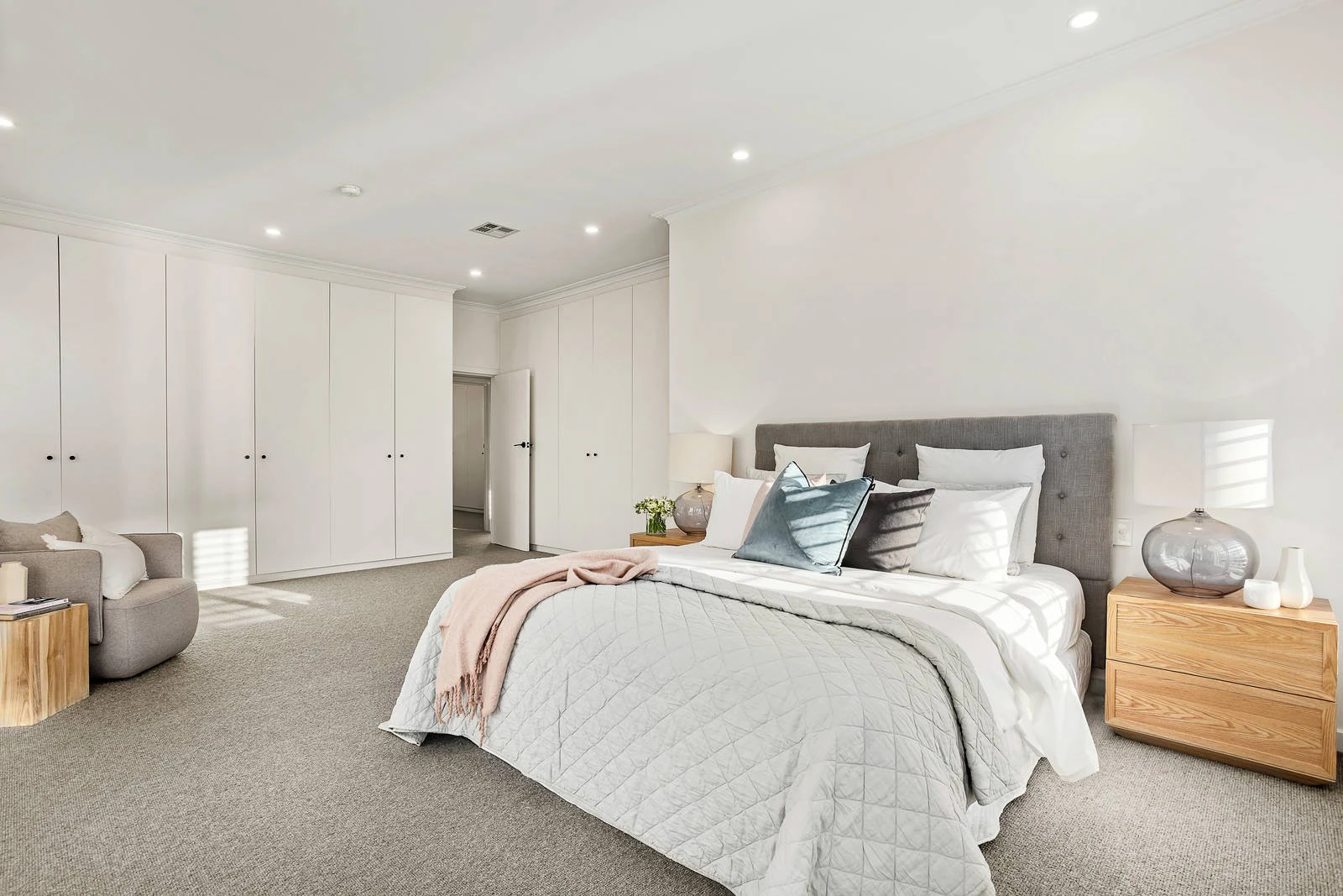 5 Milfay Avenue, Kew, VIC