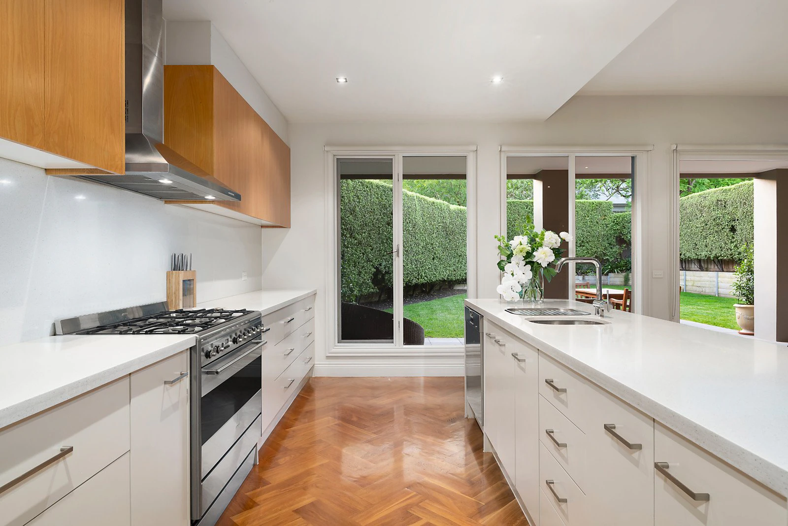 29 Hopetoun Avenue, Canterbury, VIC