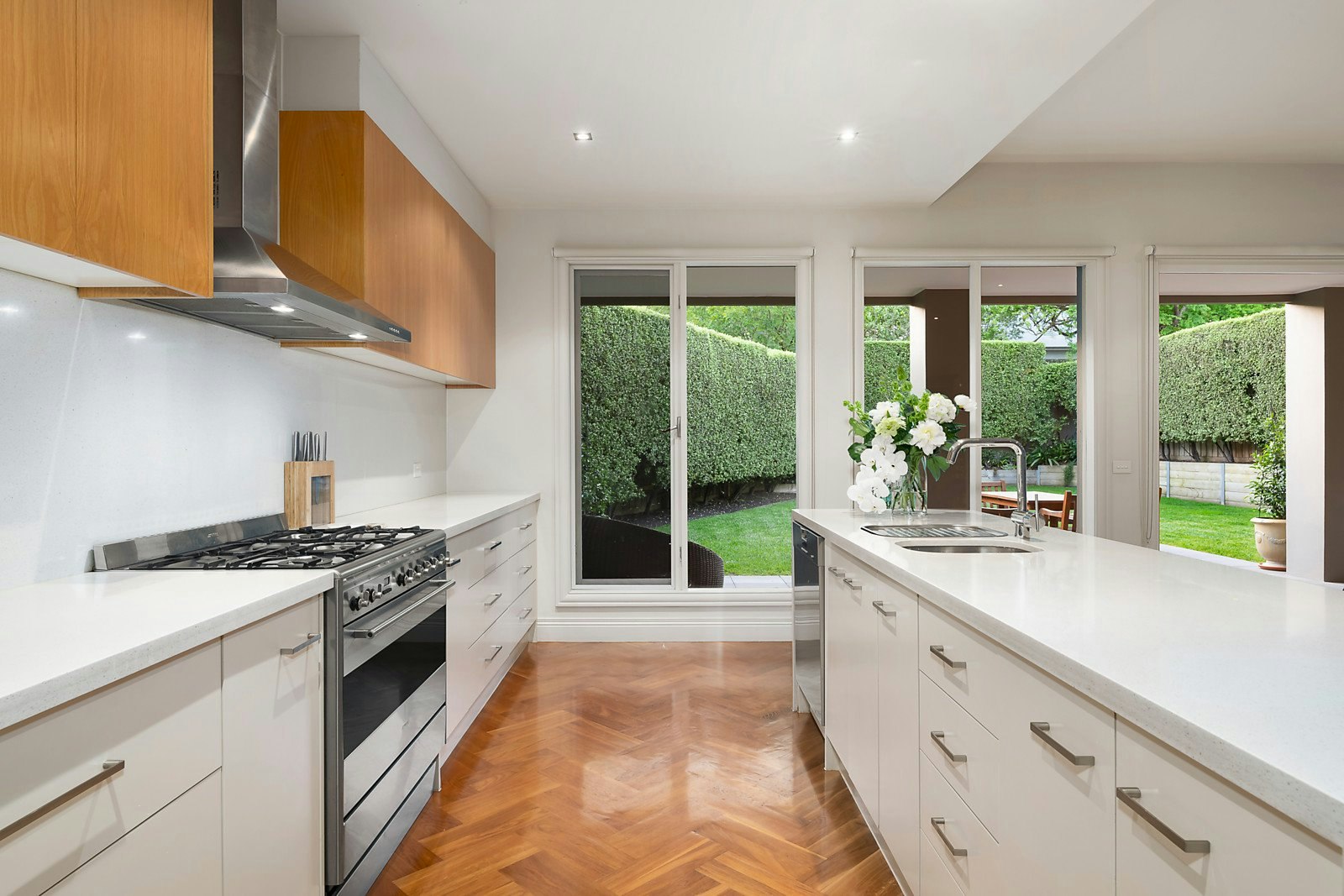 29 Hopetoun Avenue, Canterbury, VIC