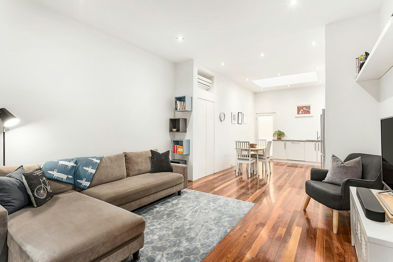 2/8 Pleasant Avenue, Kew, VIC