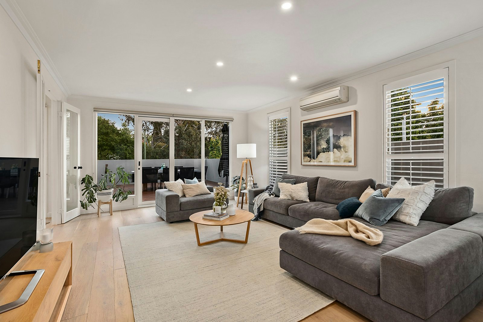 5 Milfay Avenue, Kew, VIC