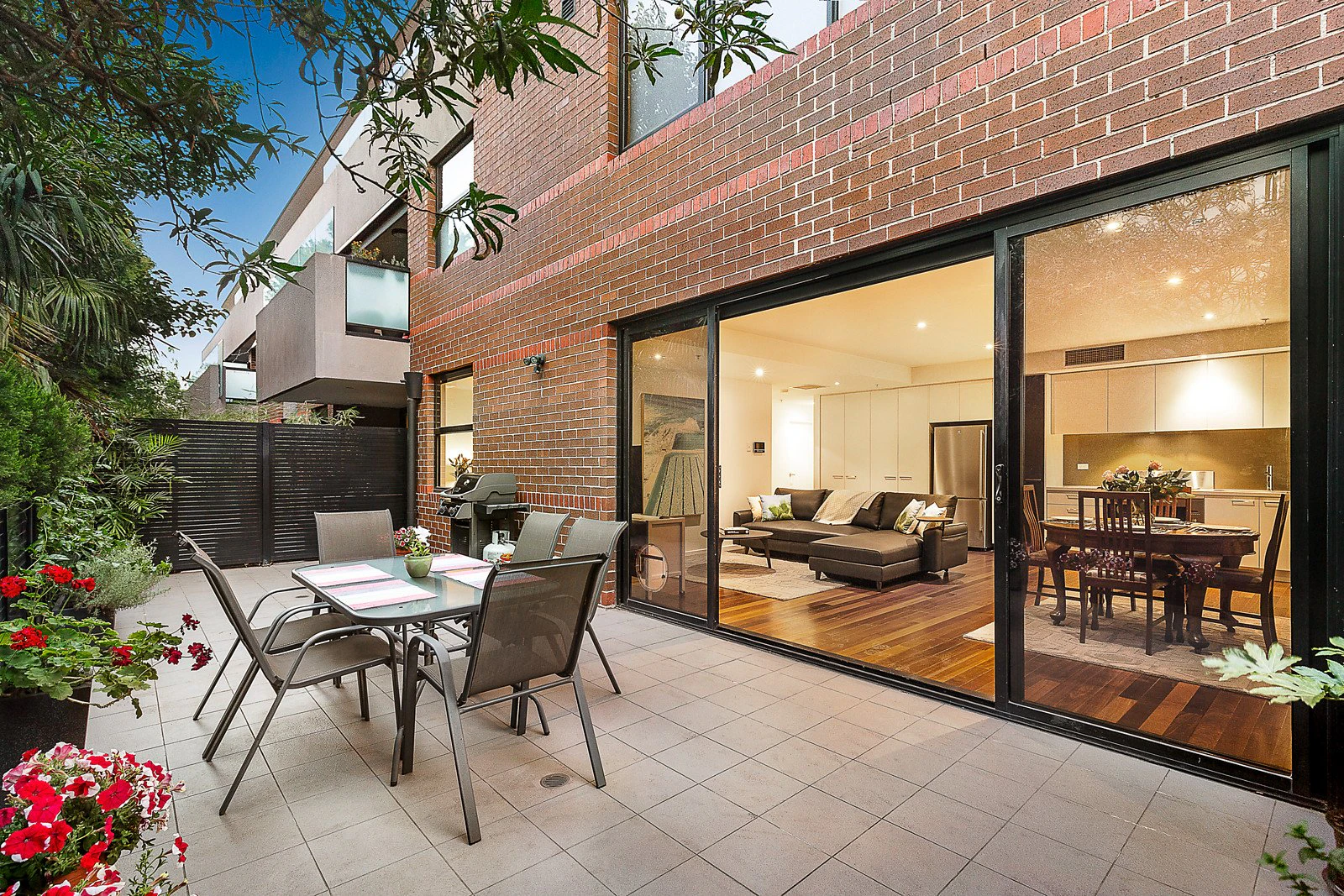 1/64 Riversdale Road, Hawthorn, VIC