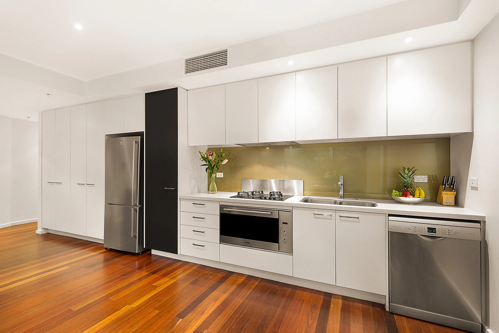 1/64 Riversdale Road, Hawthorn, VIC