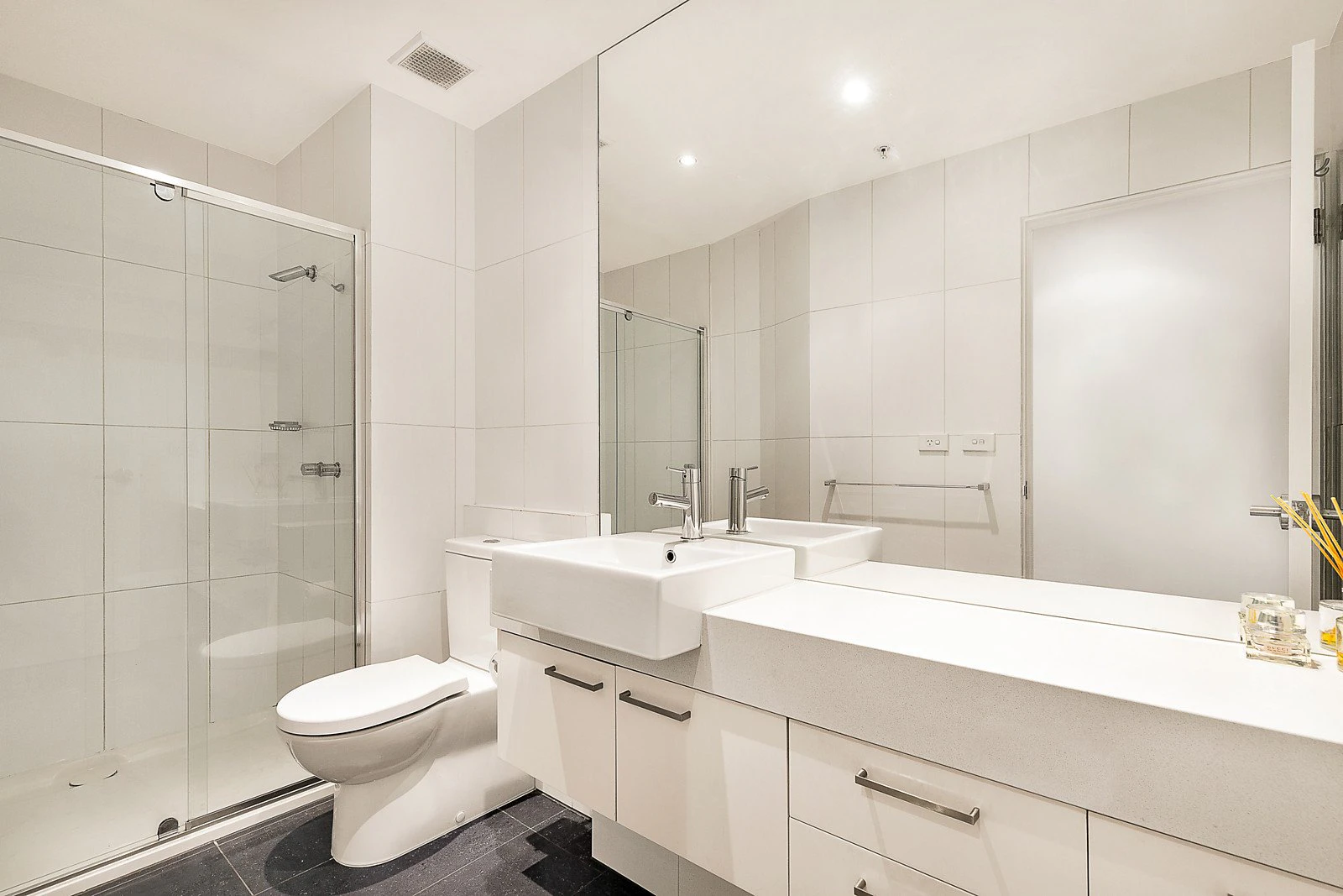 1/64 Riversdale Road, Hawthorn, VIC