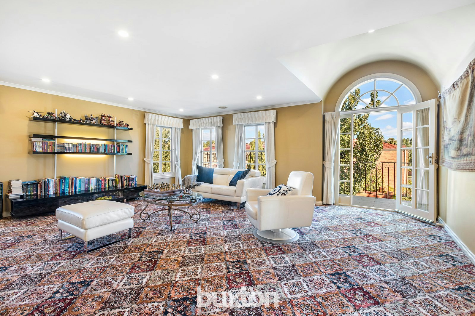 4 Lachlan Grange, Bulleen, VIC