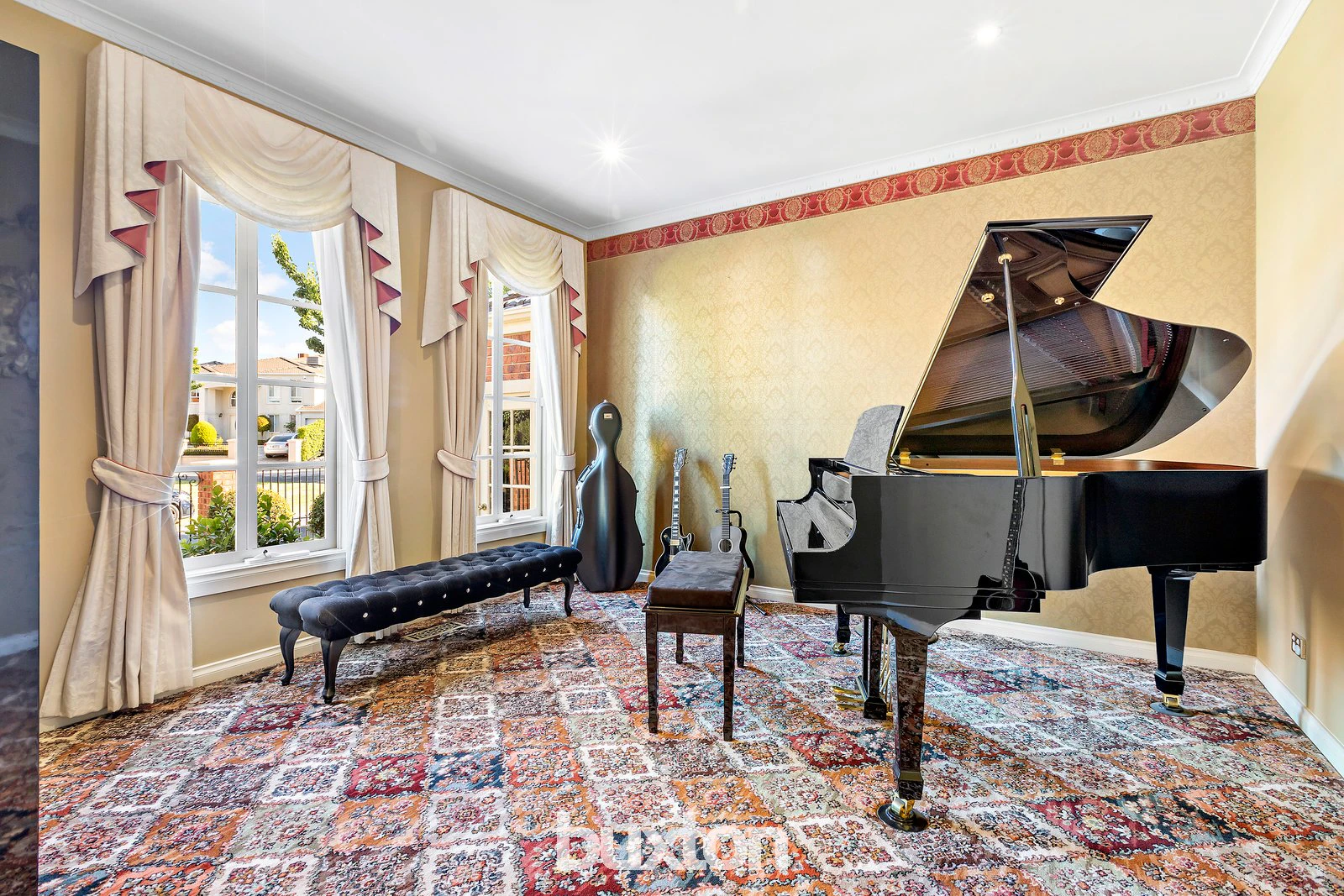 4 Lachlan Grange, Bulleen, VIC