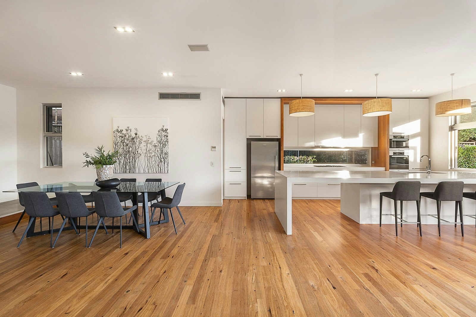 8 Bridge Street, Hampton, VIC