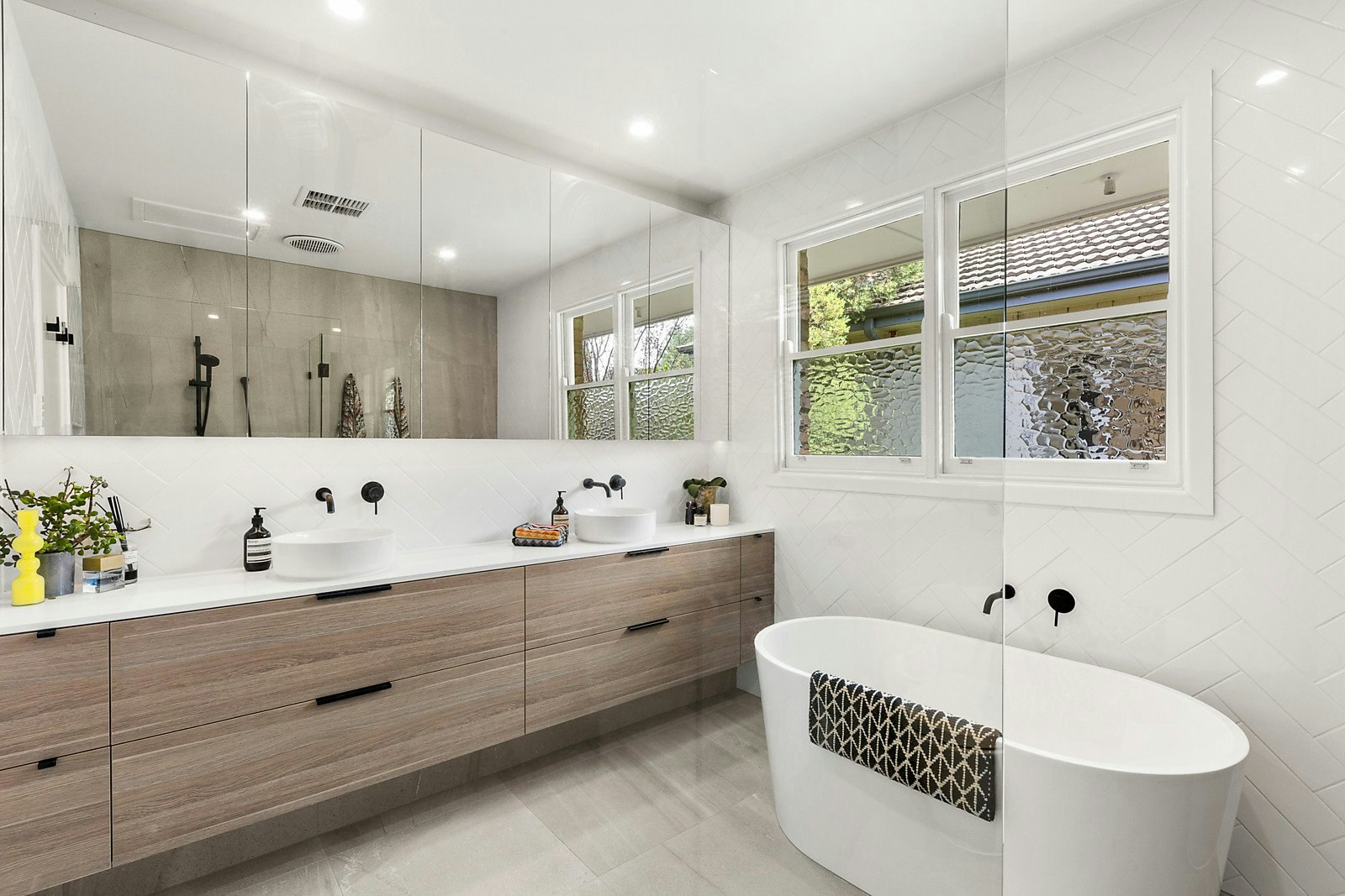 1/3 Leason Street, Kew East, VIC