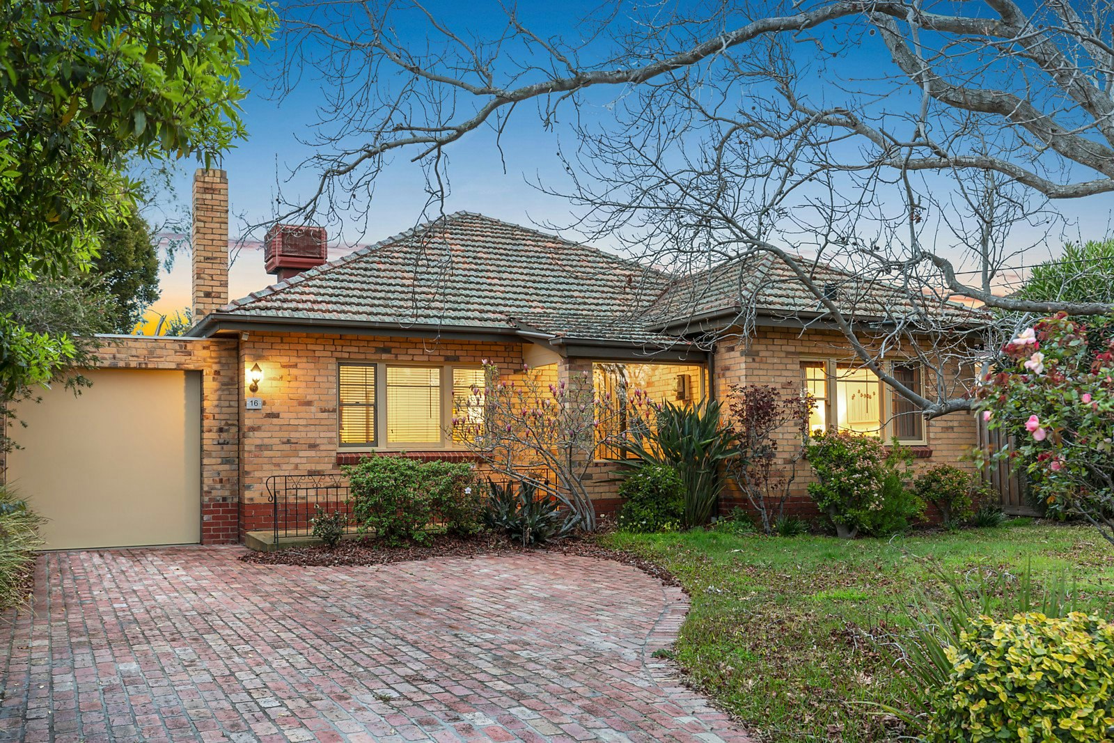 16 Hudson Street, Mckinnon, VIC