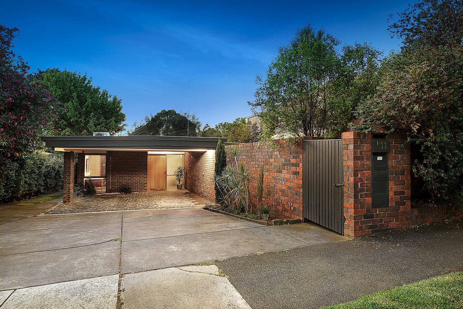 1/11 Elizabeth Street, Brighton East, VIC