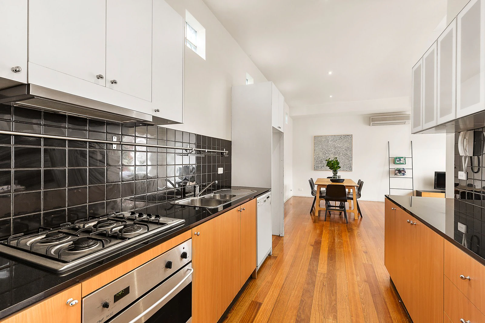 11/52 Clyde Street, St Kilda, VIC