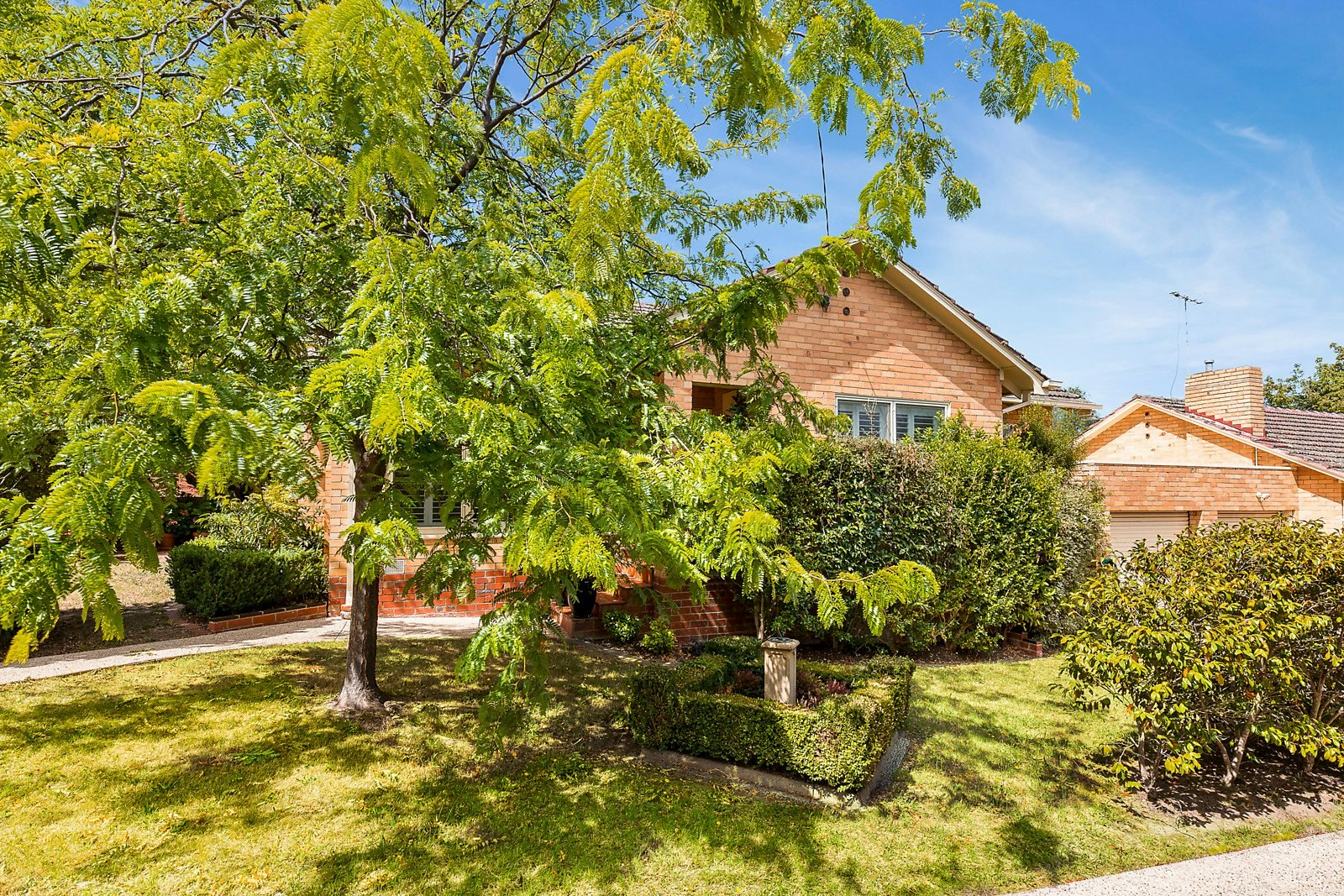 1/38 Florence Road, Surrey Hills, VIC