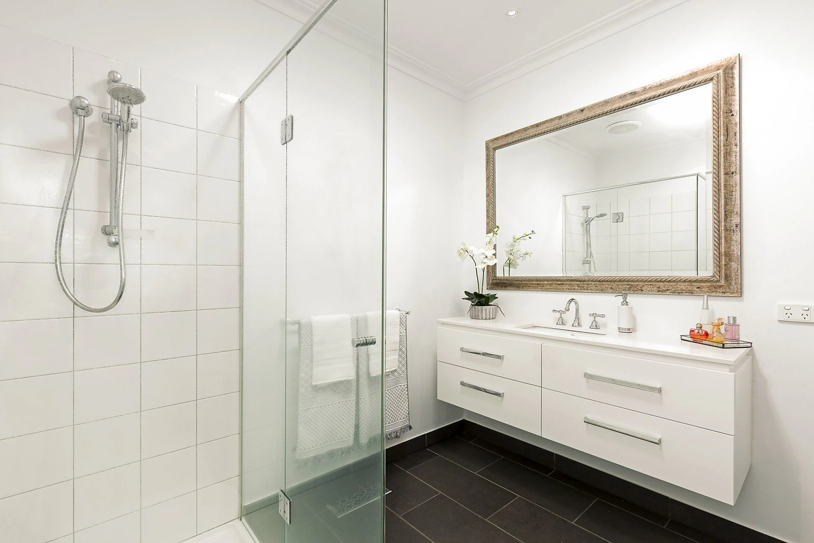 1/38 Florence Road, Surrey Hills, VIC