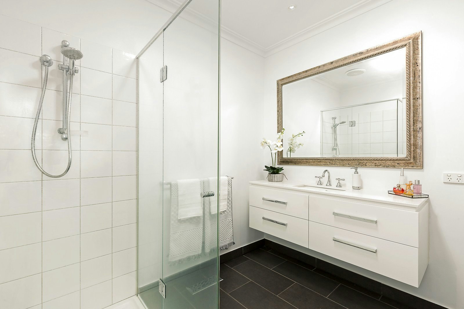 1/38 Florence Road, Surrey Hills, VIC