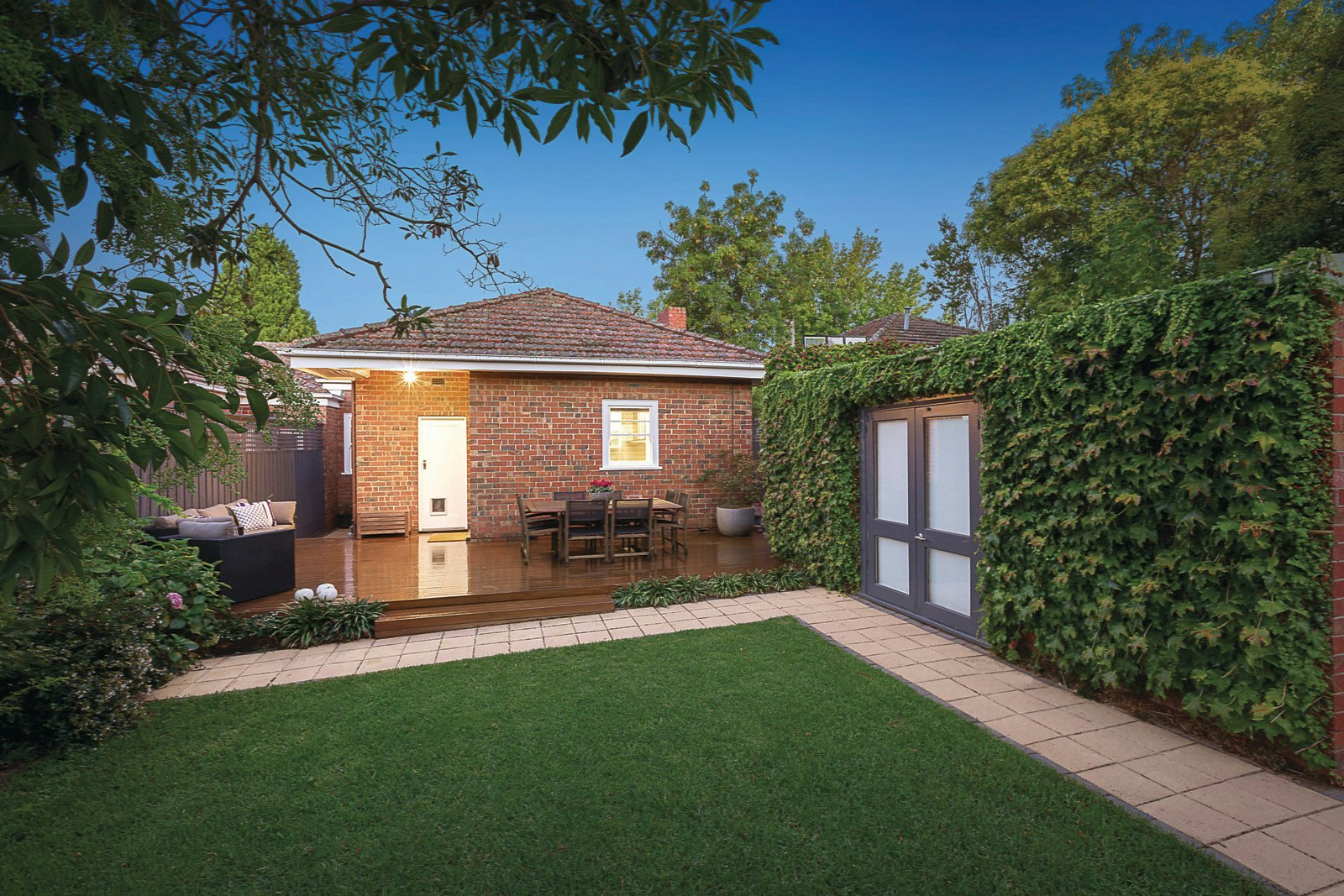 17 Banool Road, Surrey Hills, VIC