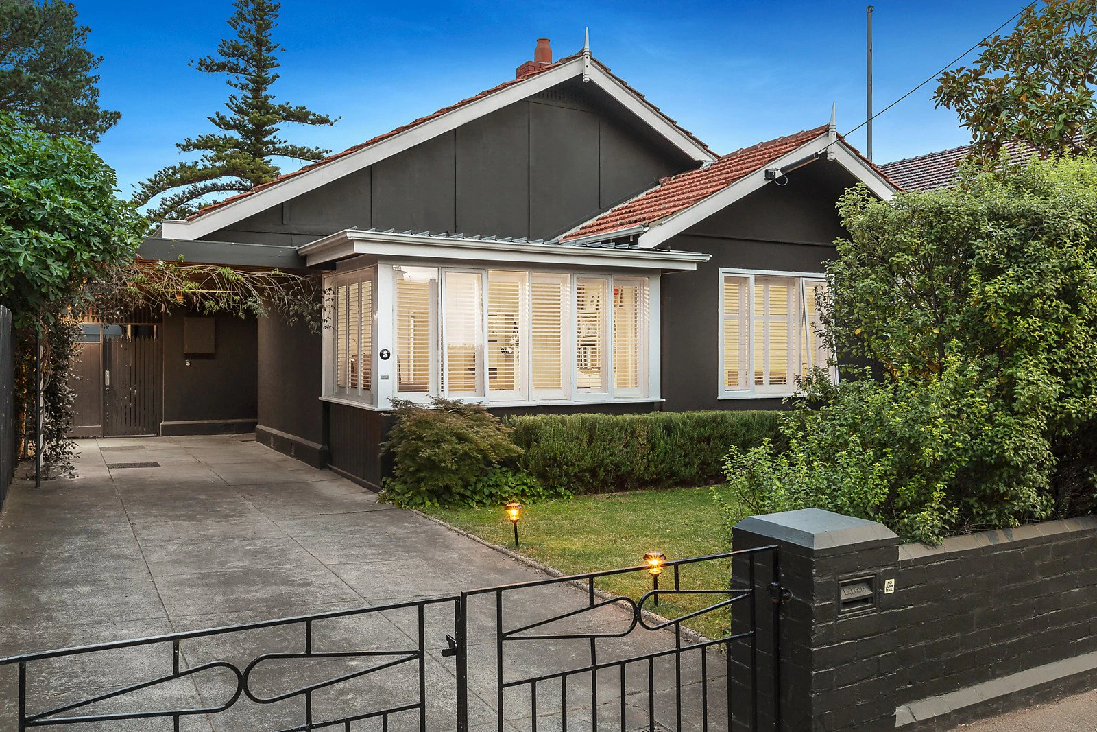5 Lambeth Place, St Kilda, VIC