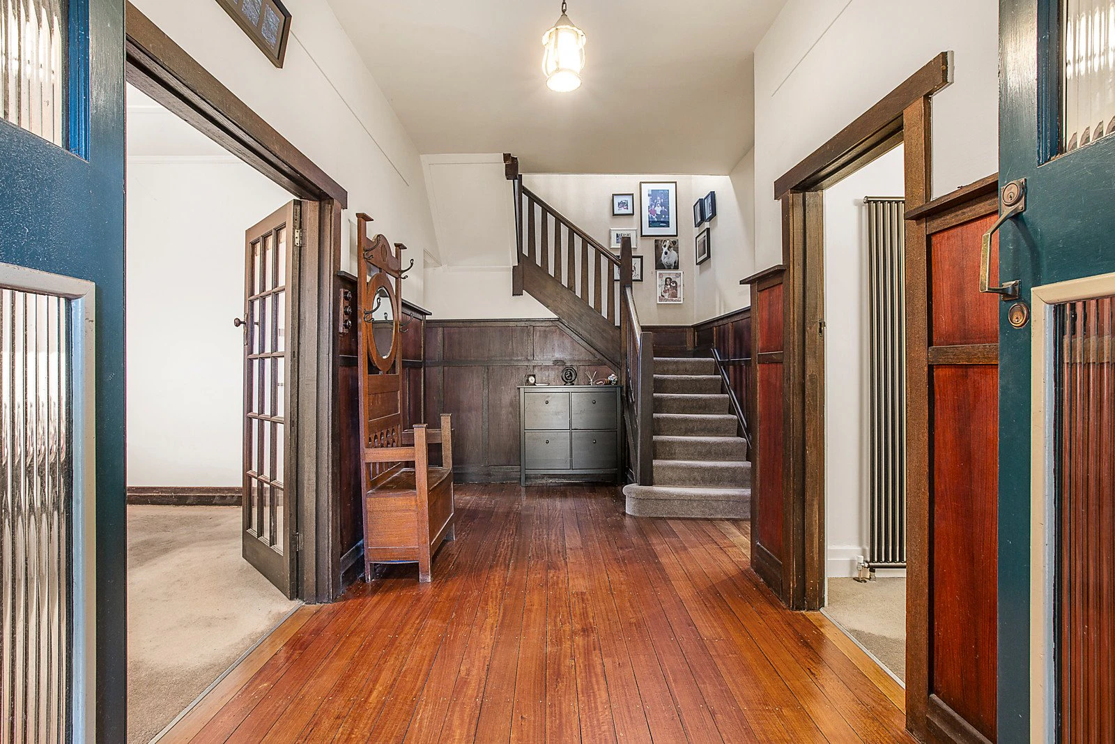 39 Bridge Street, Hampton, VIC