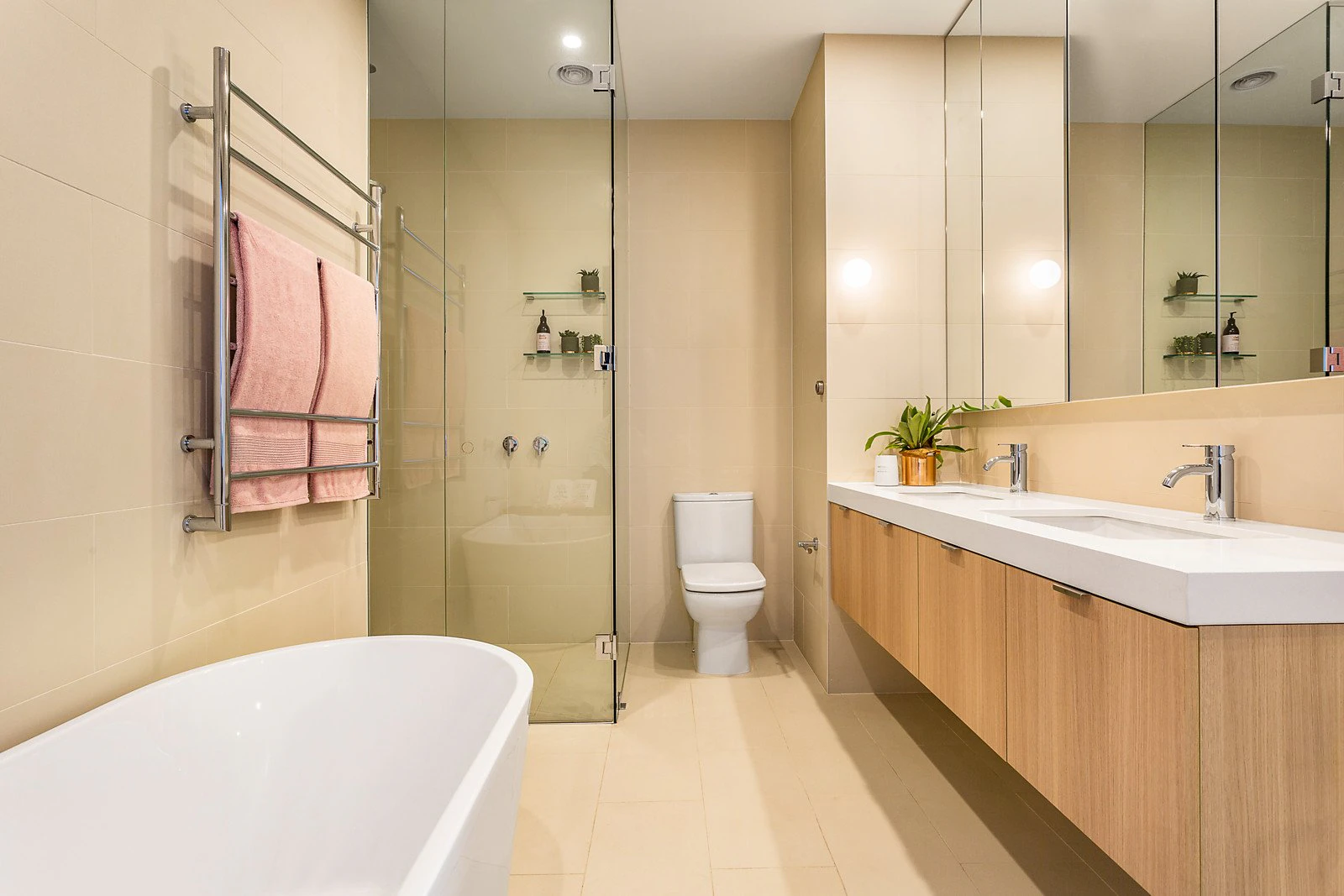 2b Garden Avenue, Brighton East, VIC