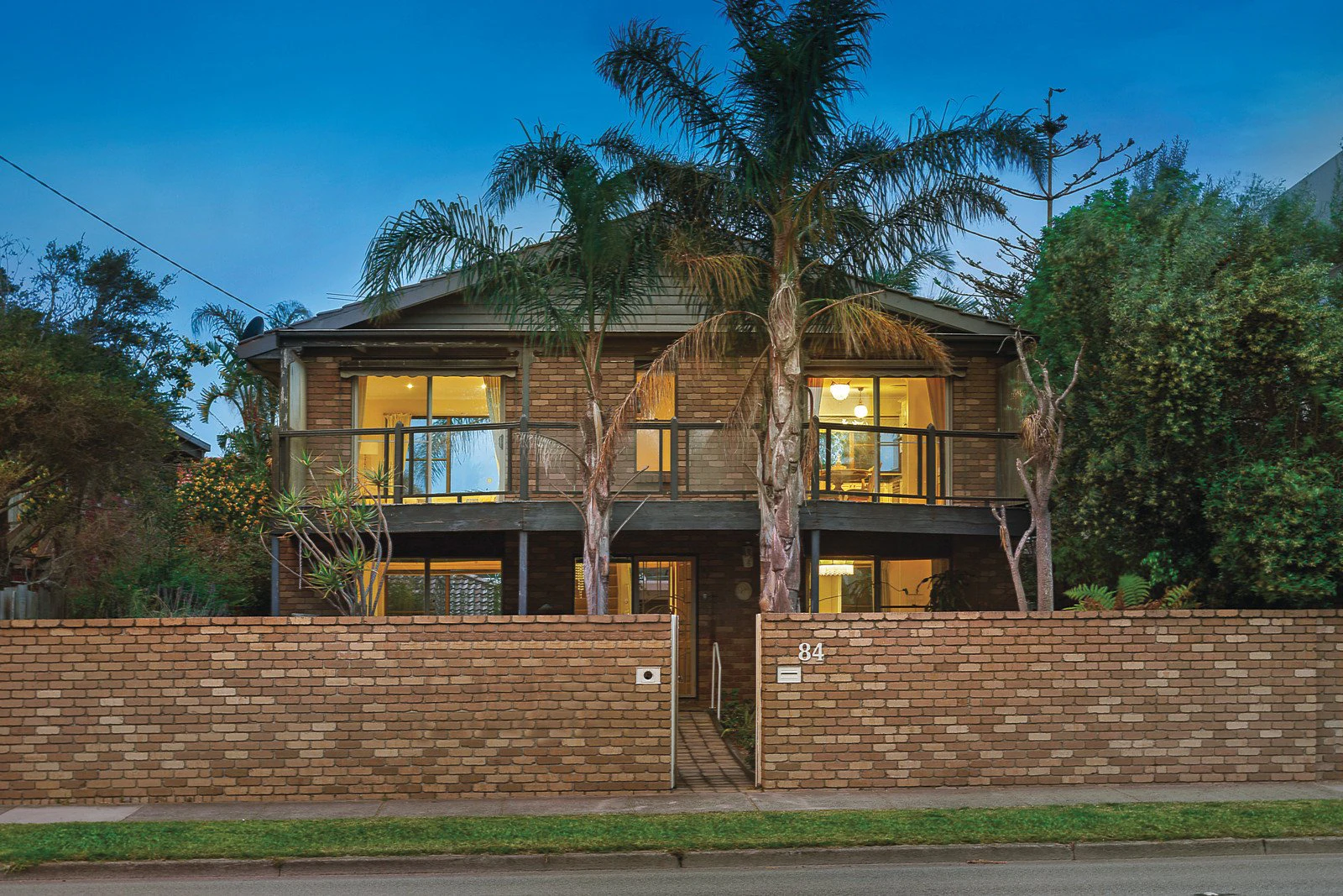 84 Beach Road, Sandringham, VIC