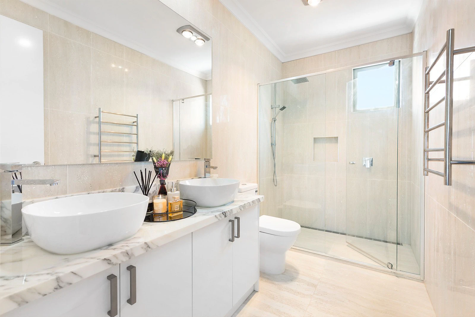 1/3 Meadow Grove, Balwyn, VIC