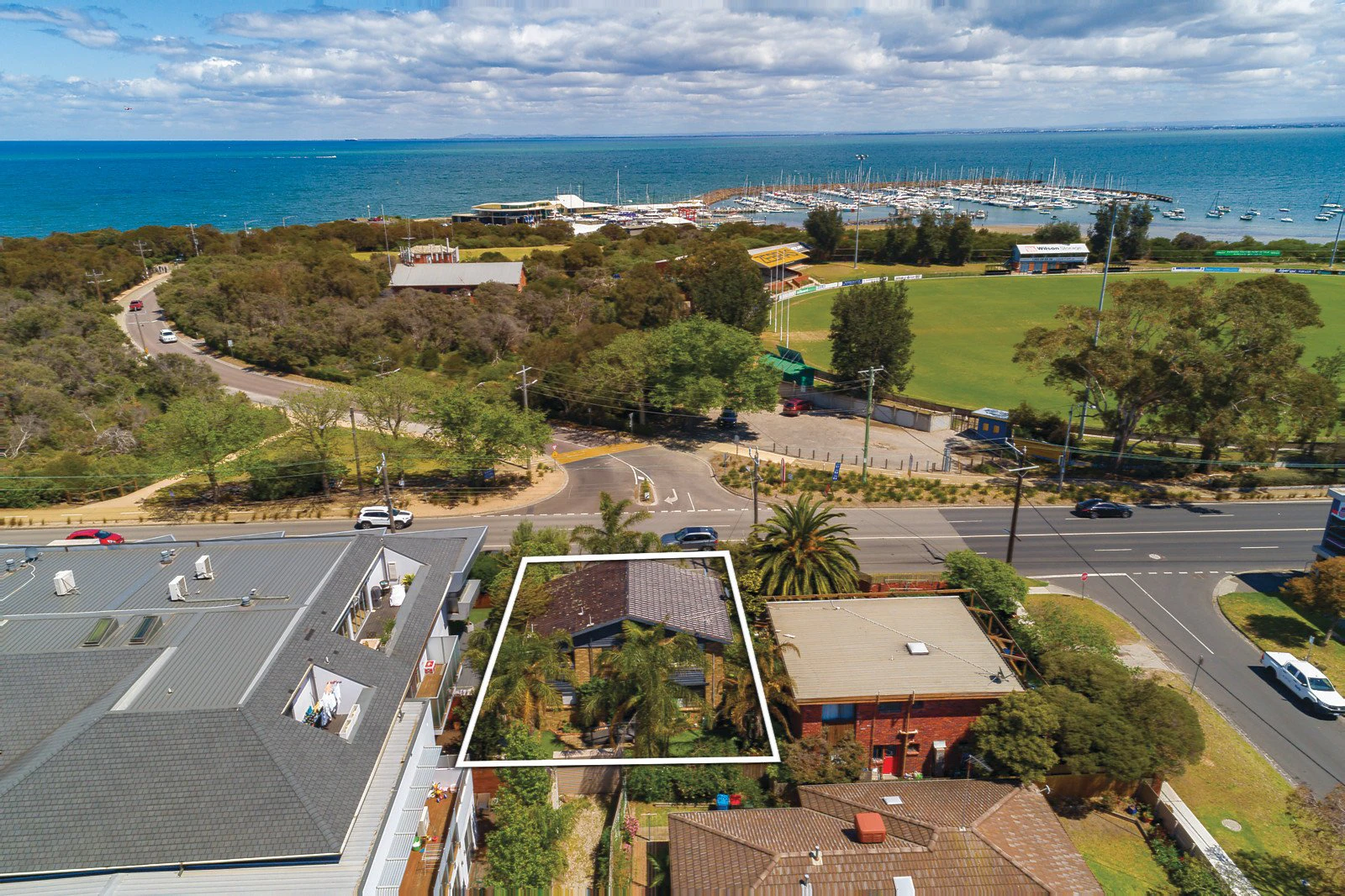 84 Beach Road, Sandringham, VIC