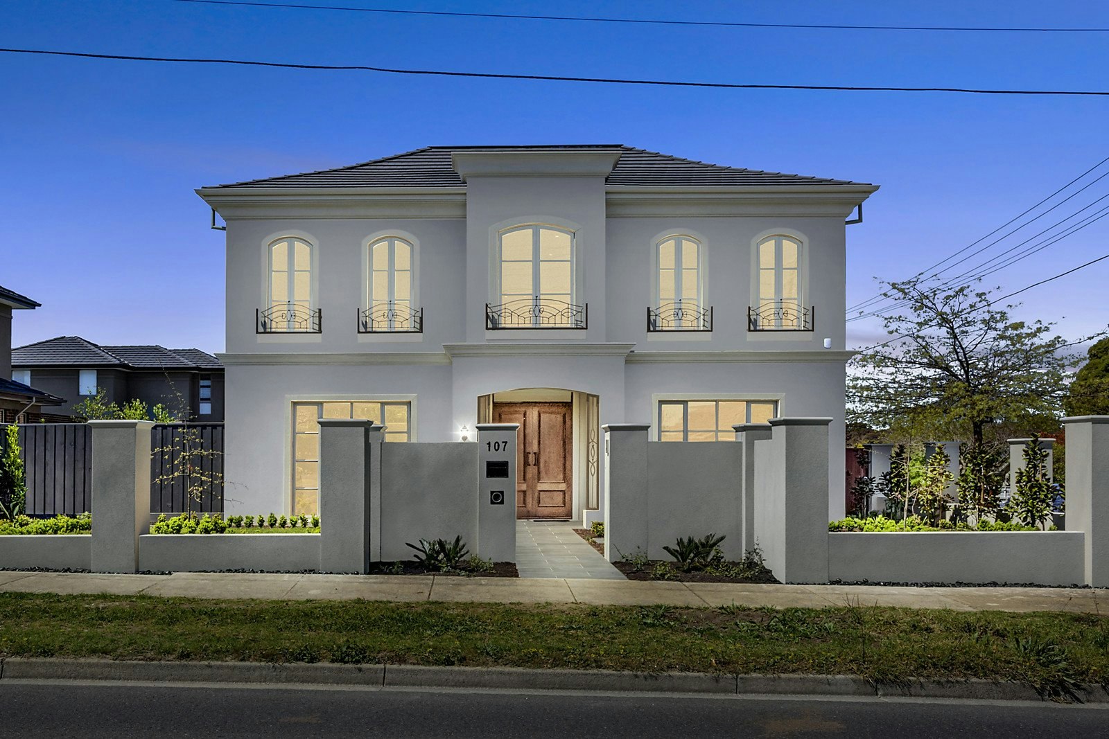 107 Warrigal Road, Surrey Hills, VIC