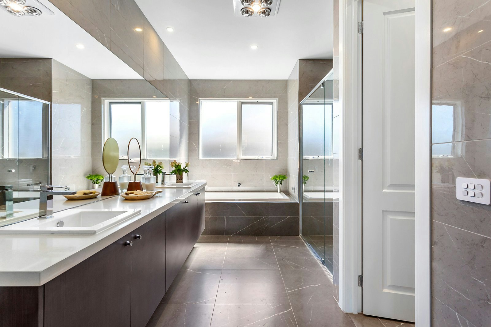 107 Warrigal Road, Surrey Hills, VIC