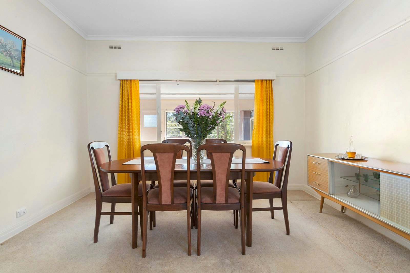 13 Sunbury Crescent, Surrey Hills, VIC