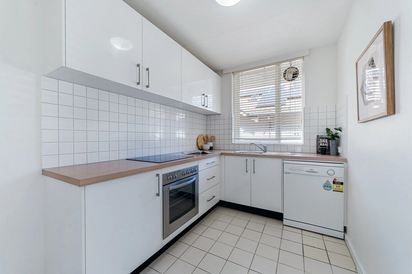 2/16 Creswick Street, Hawthorn, VIC