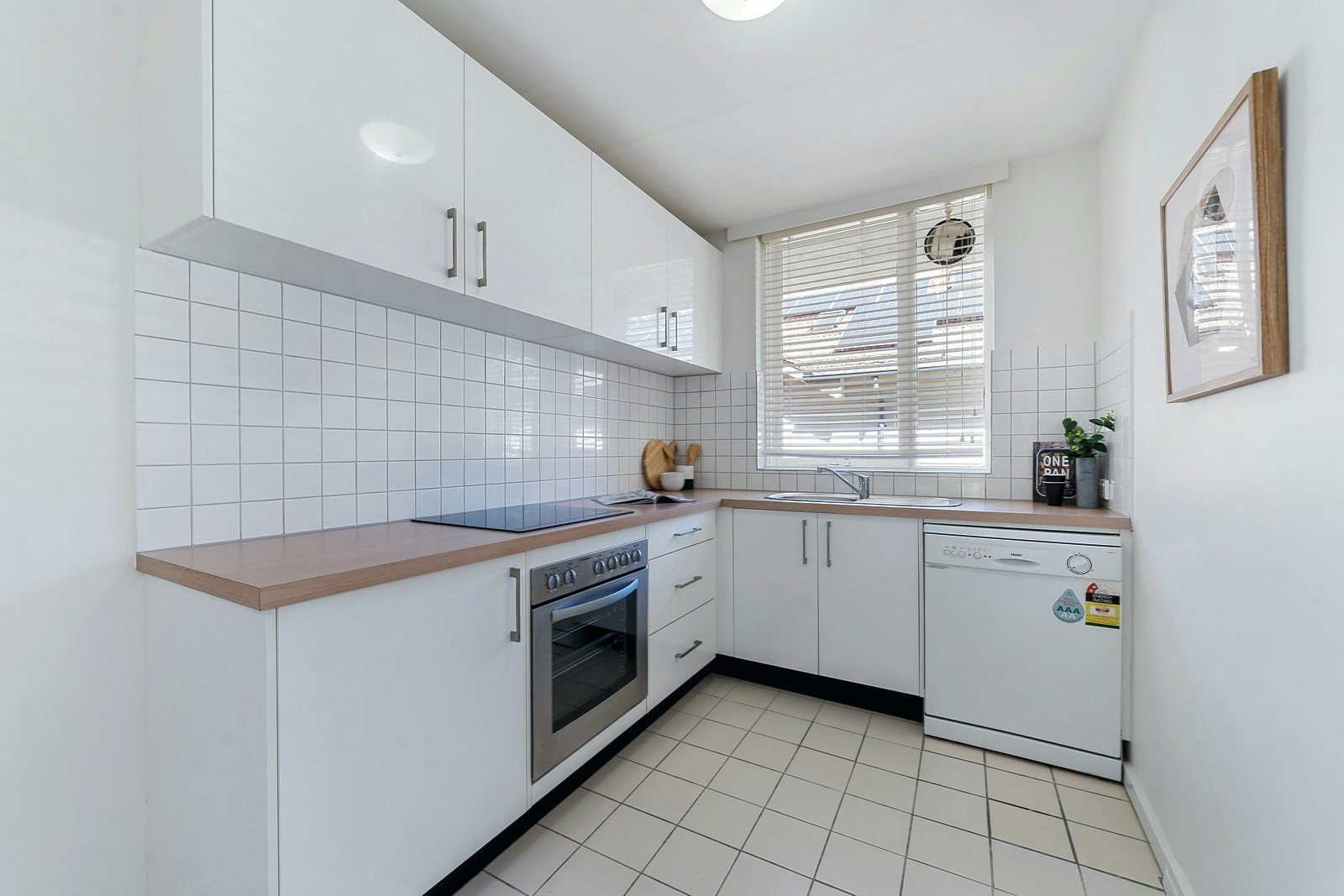 2/16 Creswick Street, Hawthorn, VIC