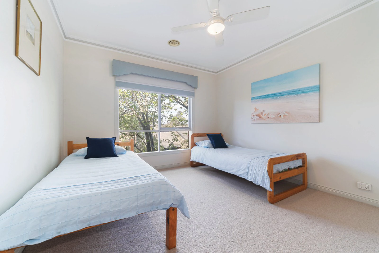1/12 Van Ness Avenue, Glen Iris, VIC