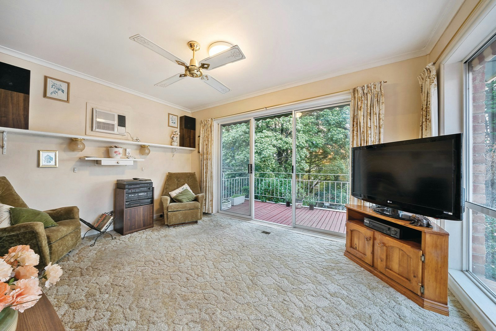 25 Orchard Crescent, Mont Albert North, VIC