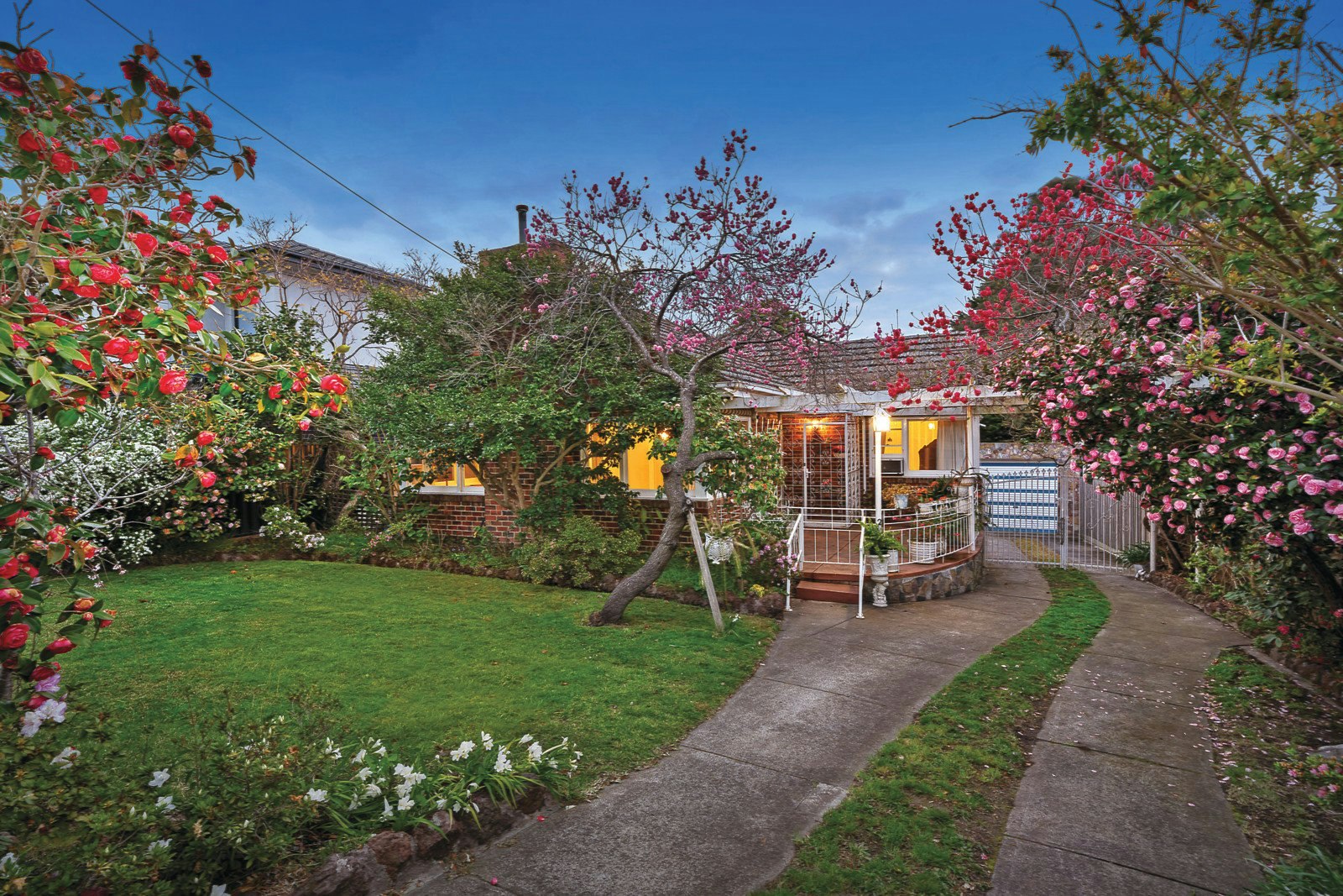 25 Orchard Crescent, Mont Albert North, VIC