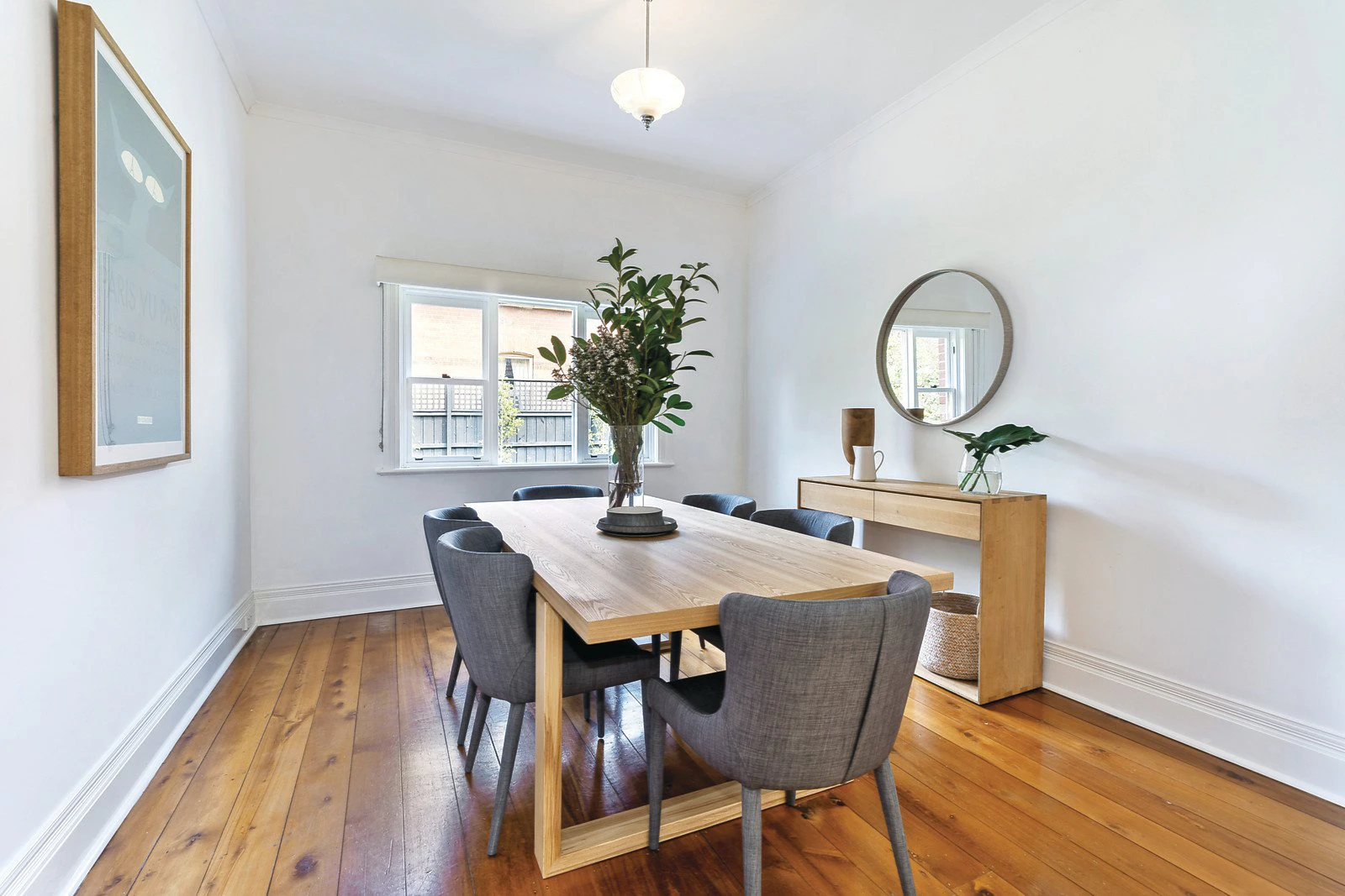 2 Valentine Grove, Armadale, VIC