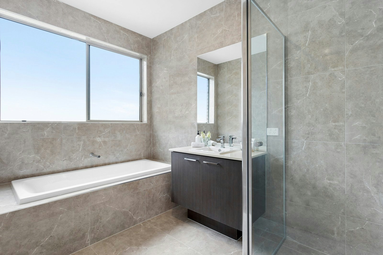 109 Warrigal Road, Surrey Hills, VIC