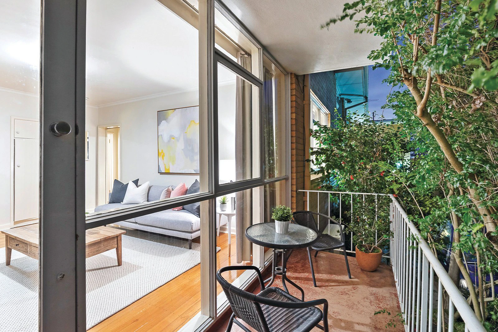 4/18 Alexandra Crescent, Surrey Hills, VIC