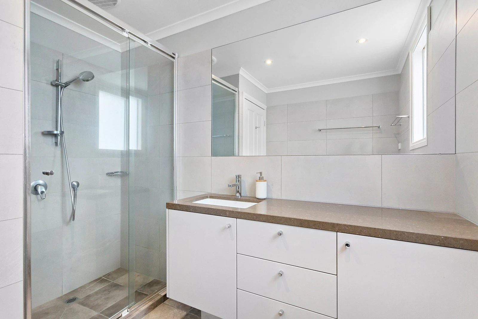 2/153 Cotham Road, Kew, VIC