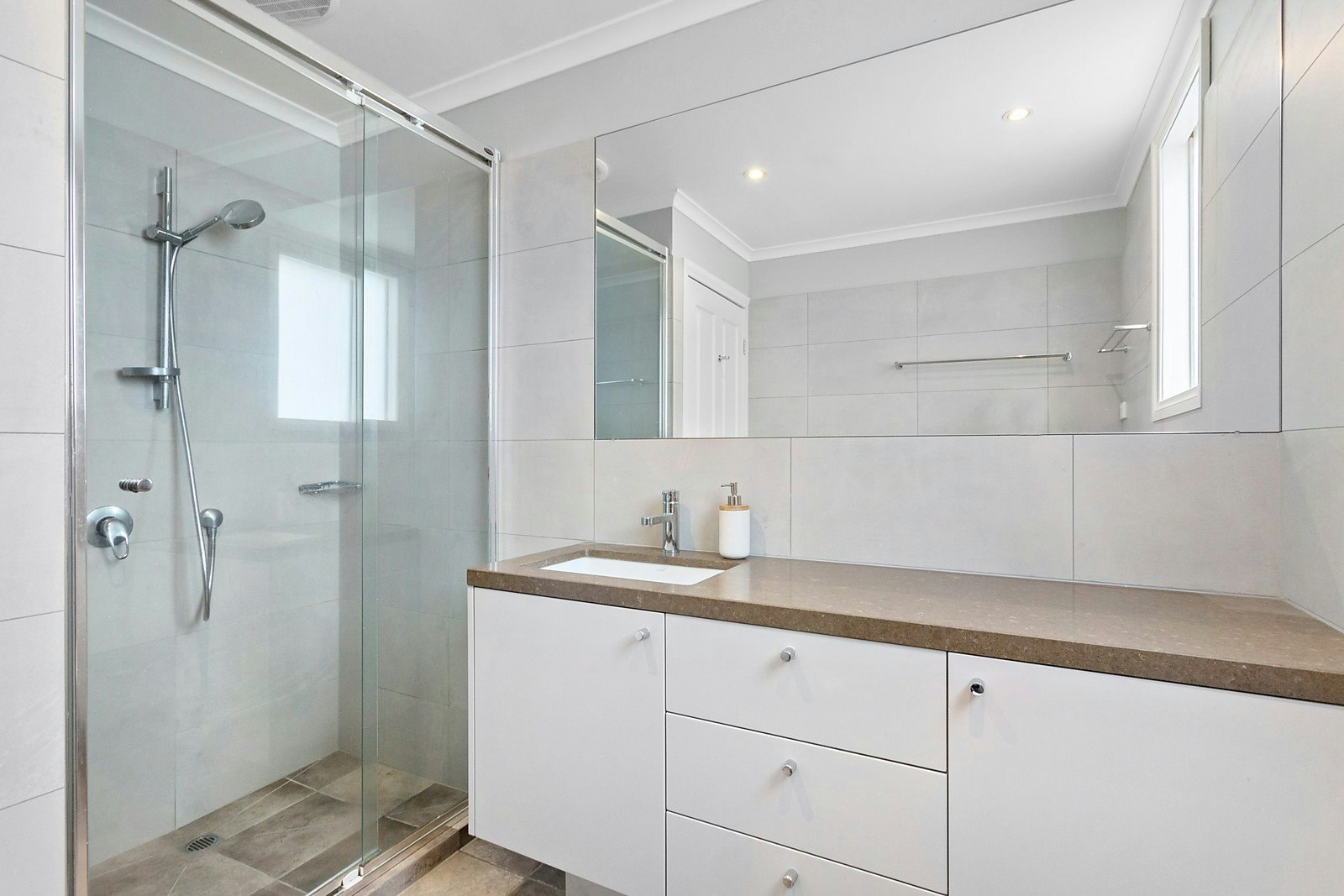 2/153 Cotham Road, Kew, VIC