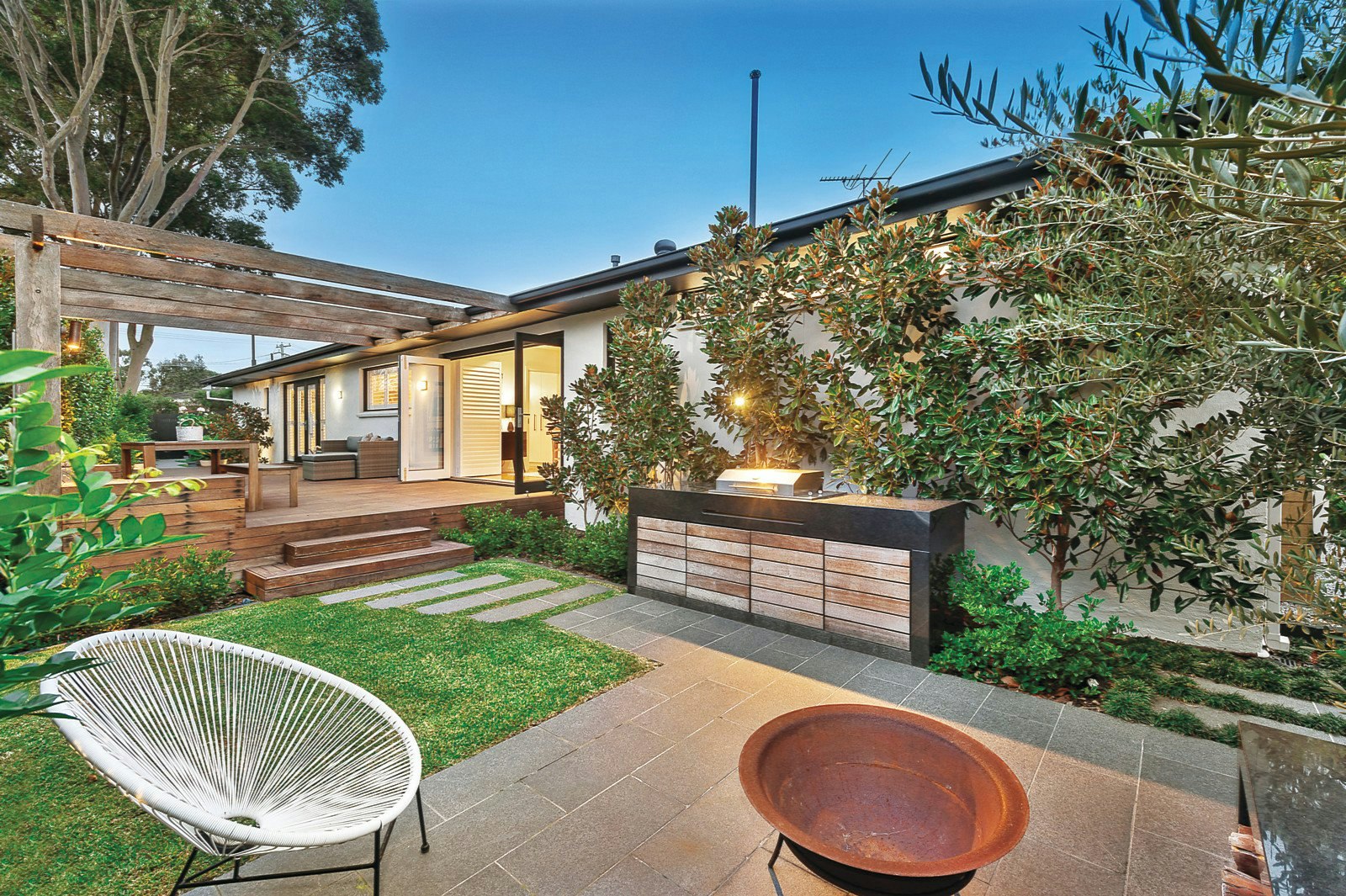 11 Meyer Court, Brighton East, VIC