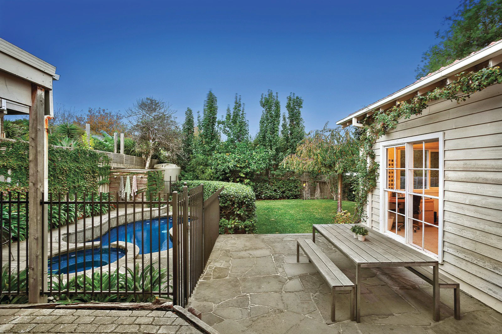 5 Park Road, Glen Iris, VIC