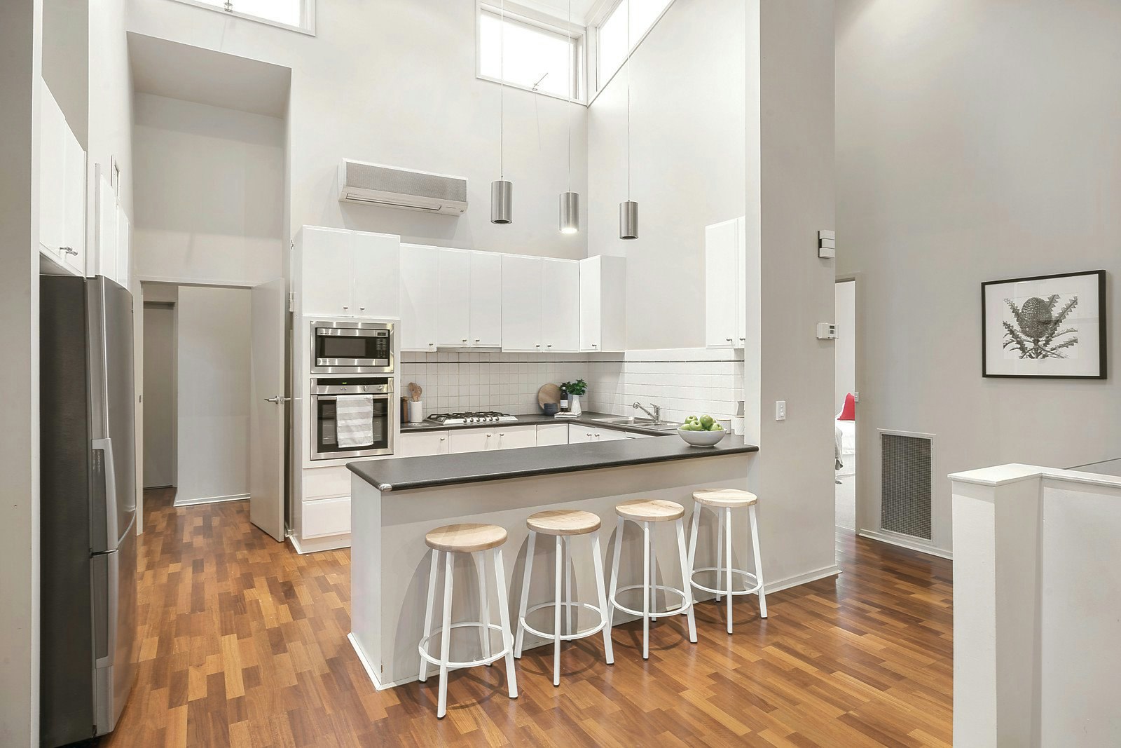 54 Gardiner Parade, Glen Iris, VIC