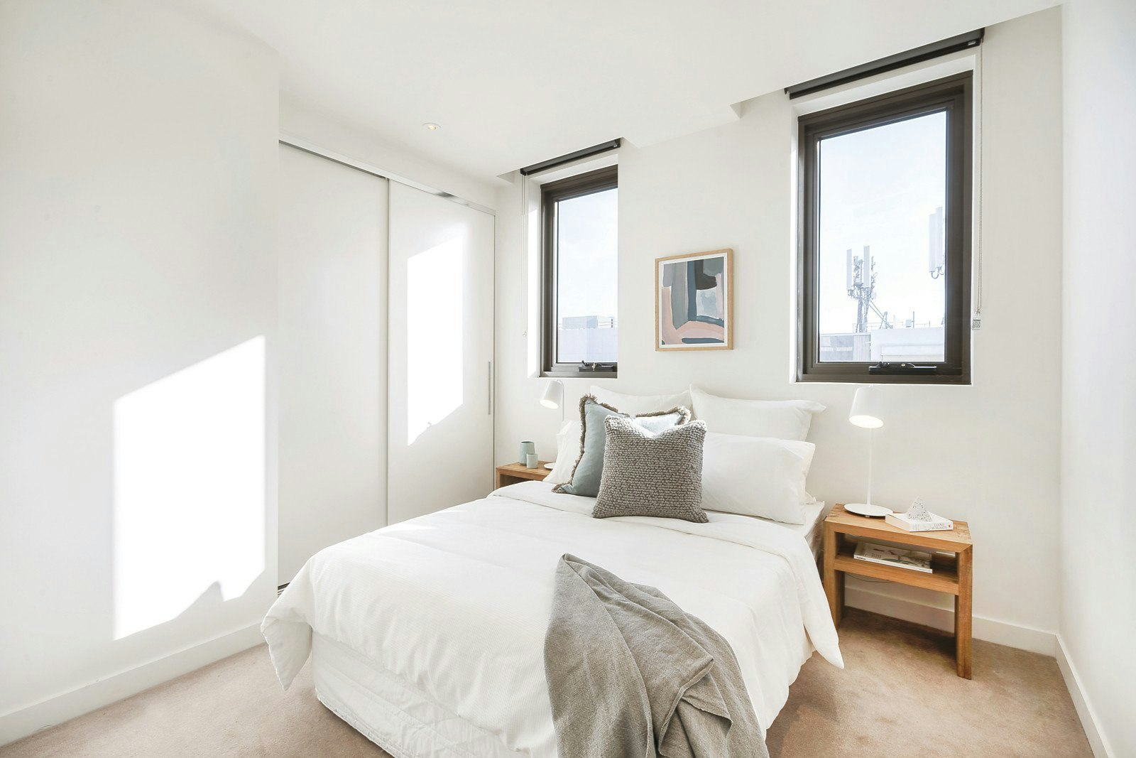 215/2 Hobson Street, South Yarra, VIC