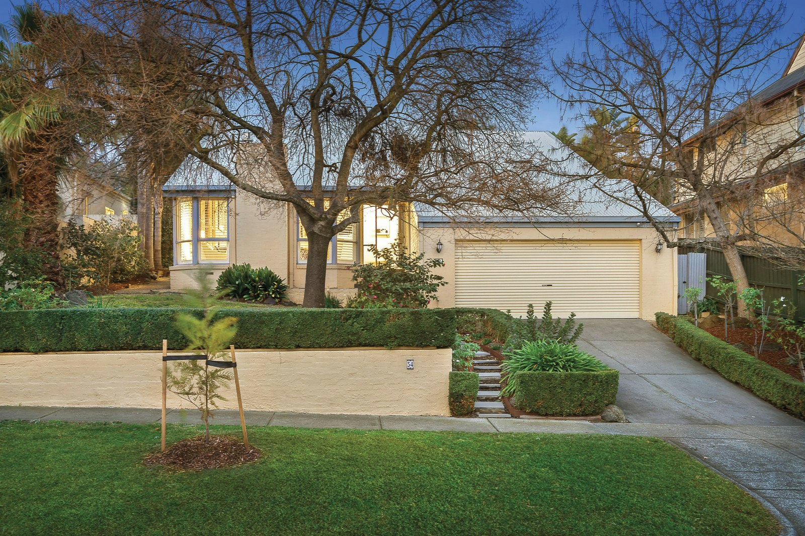 54 Gardiner Parade, Glen Iris, VIC