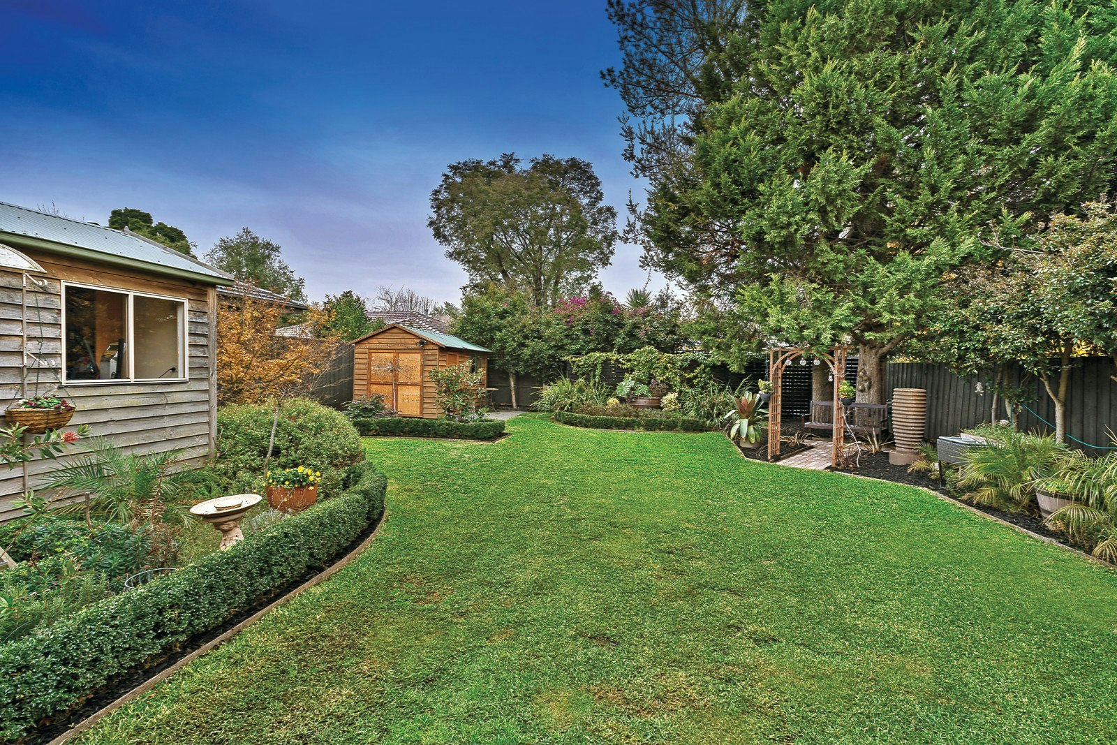 27 Queens Parade, Glen Iris, VIC