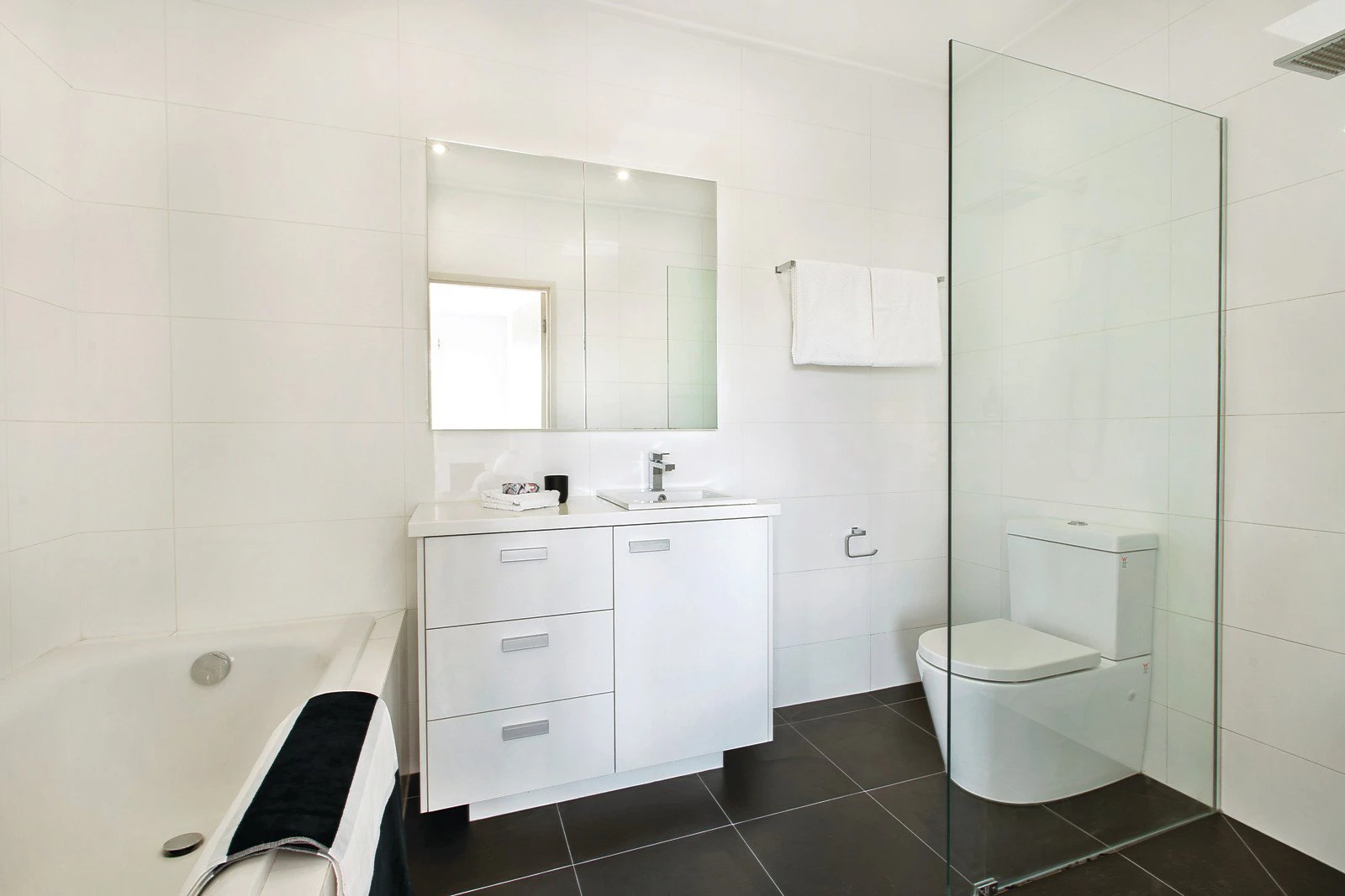 1H Robinson Road, Hawthorn, VIC