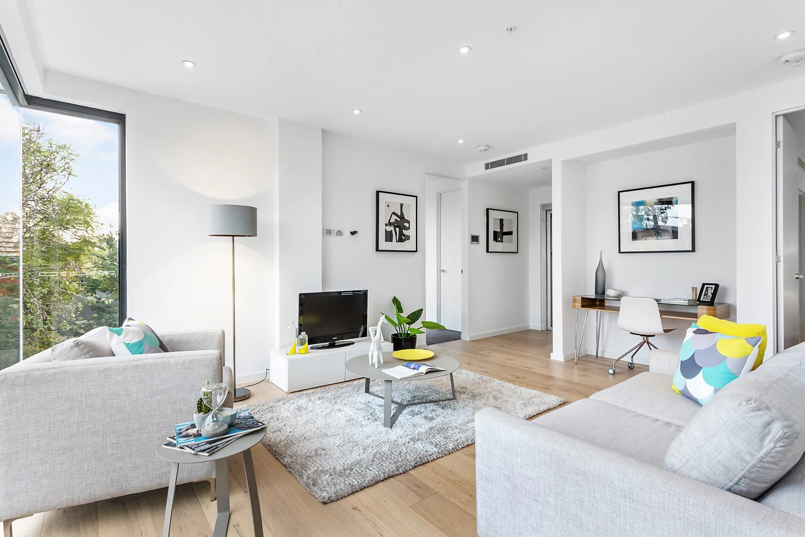 Residence 1/1A Lisson Grove, Hawthorn, VIC