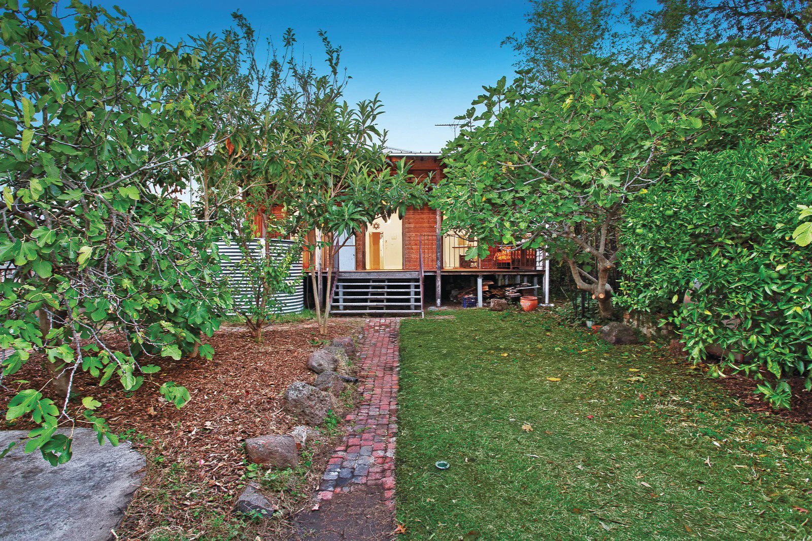 12 Allenby Road, Canterbury, VIC
