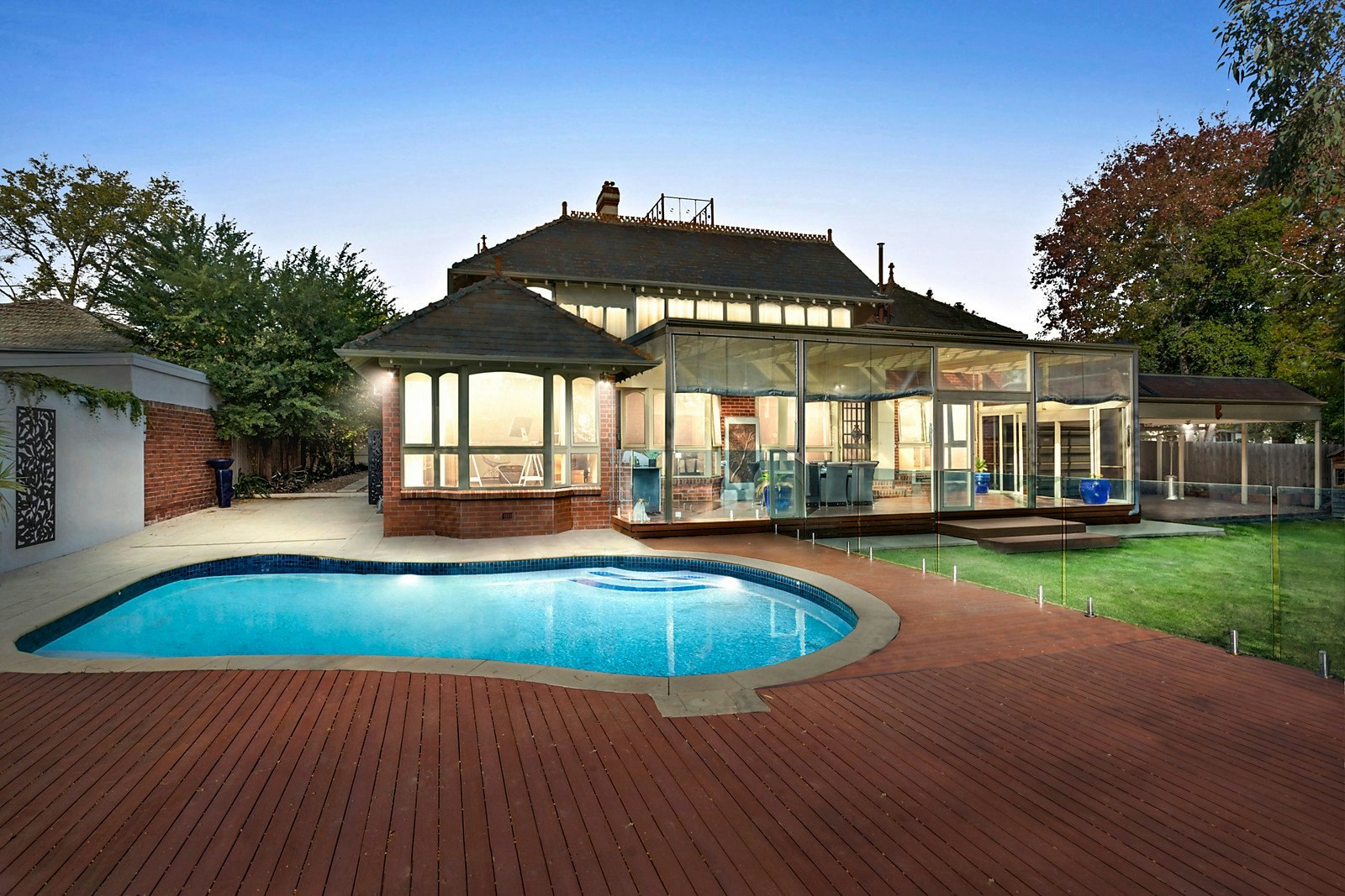 17 Selbourne Road, Kew, VIC